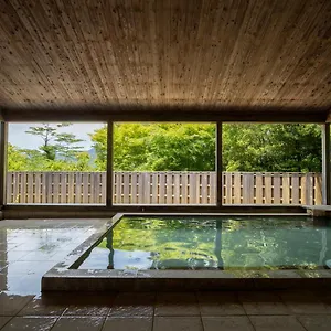 Retreat Foere Giappone